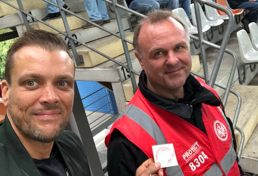 Basti Red Lebenslauf – Biografie, Karriere & Erfolg des Podcasters basti red lebenslauf