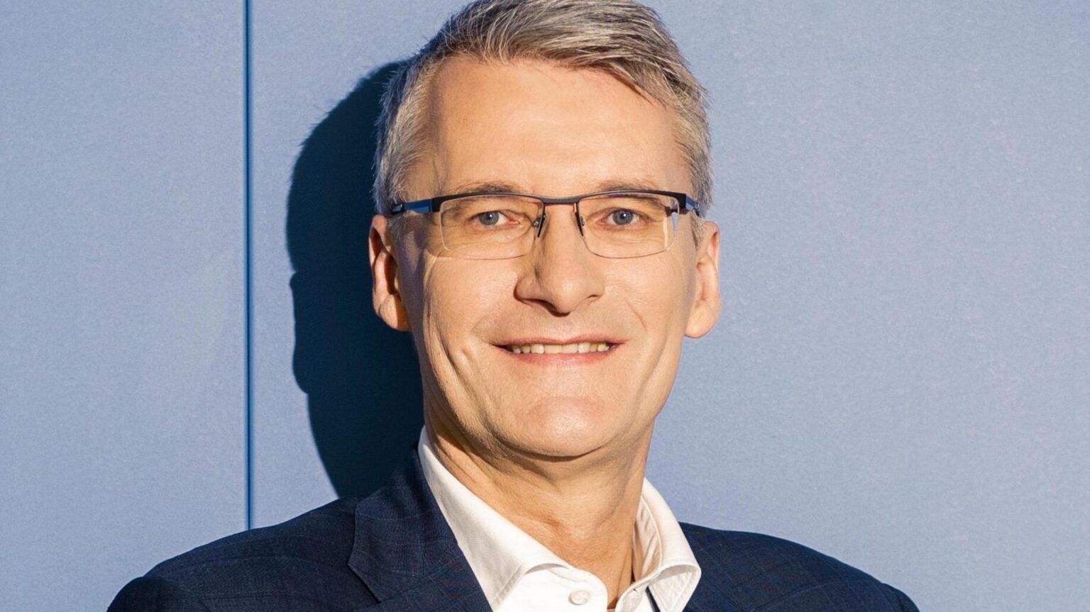 Elmar Theveßen Prothese: Fakten, Gerüchte und einfache Erklärung elmar theveßen prothese