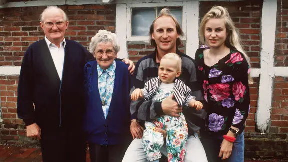 Otto Waalkes Sohn: Wer ist Benjamin Waalkes und was macht er heute? otto waalkes sohn